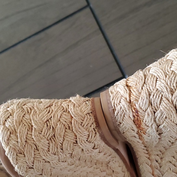 Stuart Weitzman Alex Lo Wedges, 9.5 - Picture 13 of 15